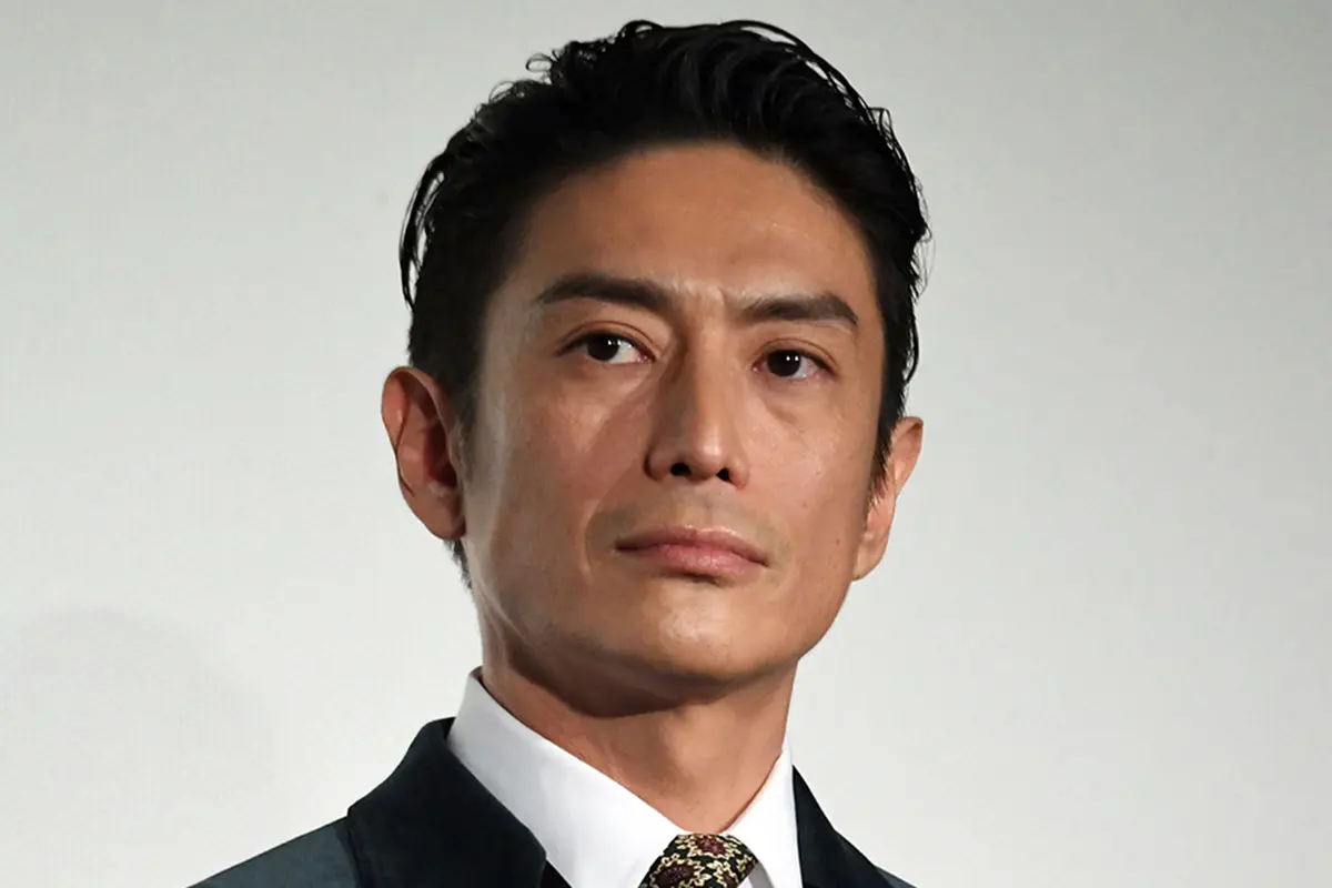 伊勢谷友介は歴代彼女にDVしていた?長澤まさみや森星との破局理由は?